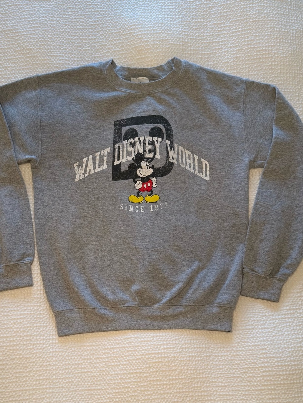 Walt Disney World | Mickey Mouse Gray Crewneck Sweatshirt | Size S